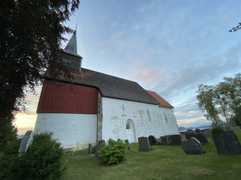 hustad-kirkefoto-anita-berre-28_51942083554_o