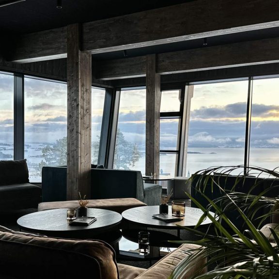 _file=Inder_y_yna_Foto_Eline_Gullbrekken_Loftet_1522344640